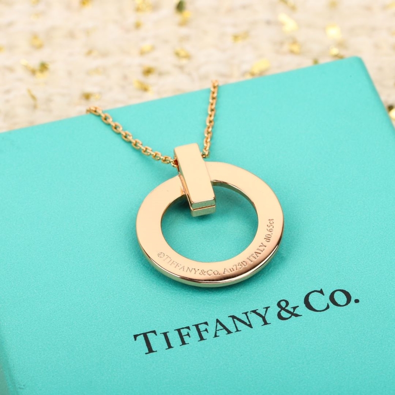 T*f*ny necklaces